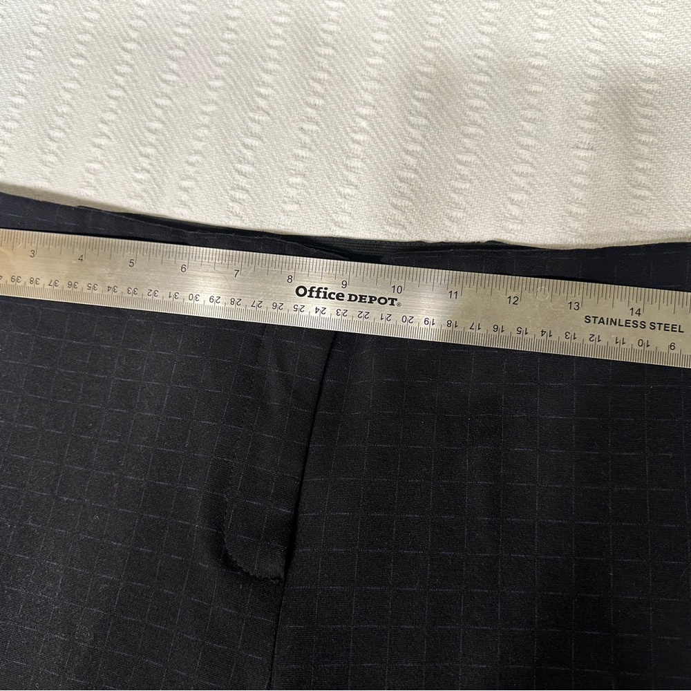 Amanda & Chelsea Black Textured Trousers